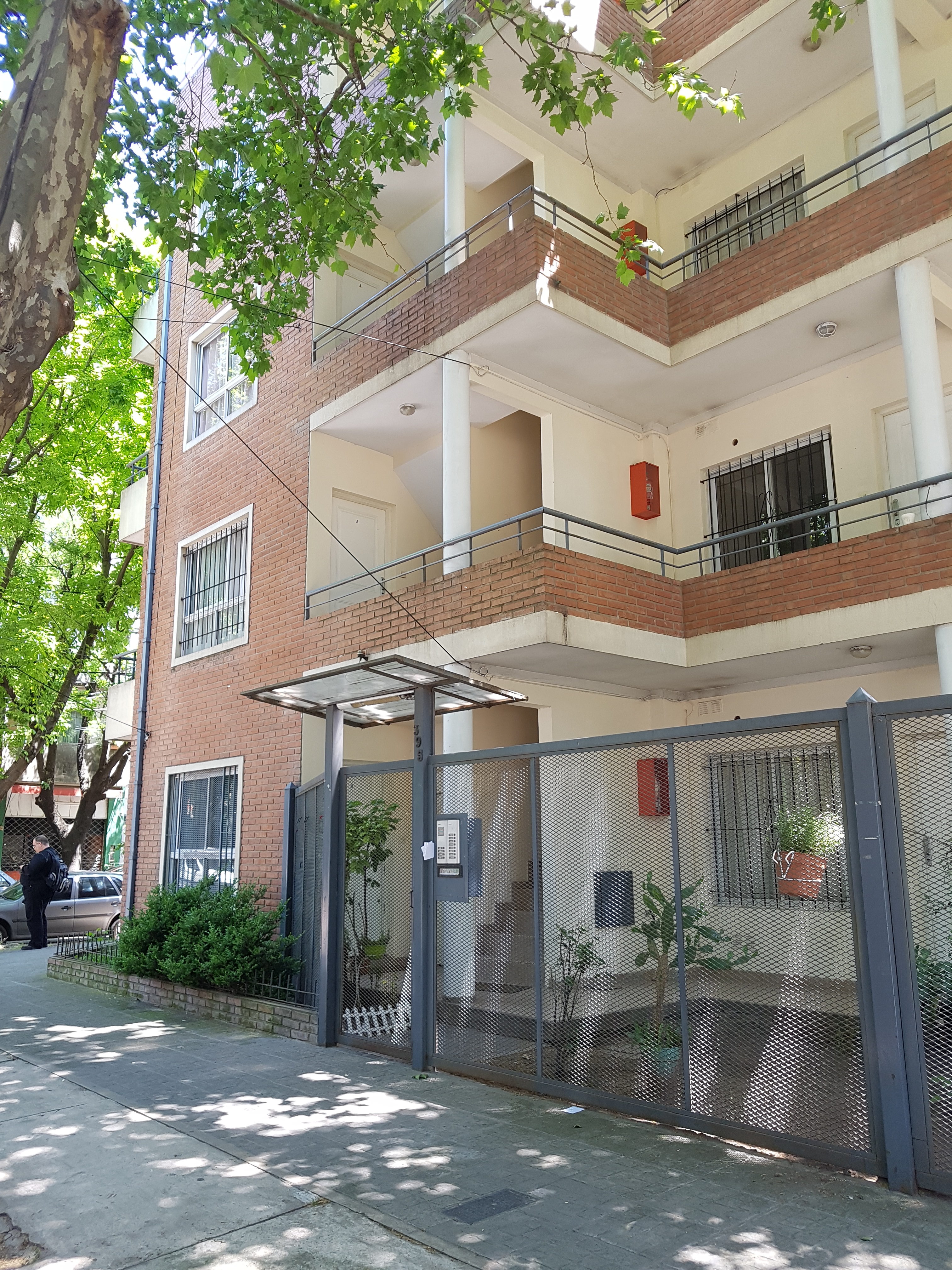 Depto. 2 Ambientes en Planta Baja