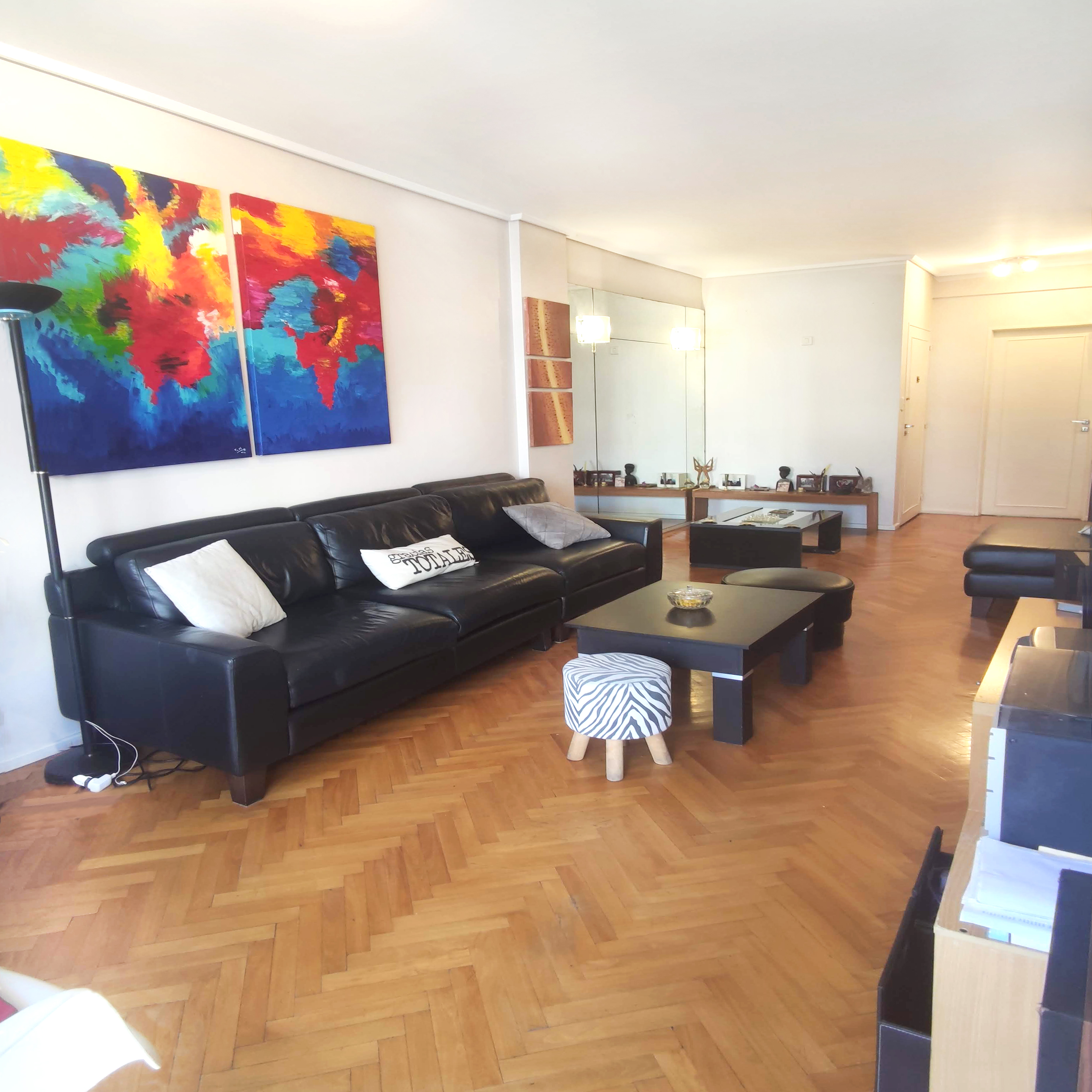 Hermoso Depto 5 Amb. con cochera y baulera En Colegiales